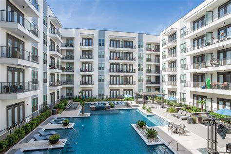 Plano Luxury Apartments